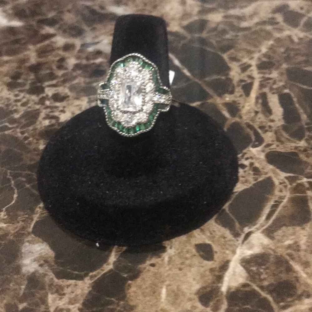 Emerald ring